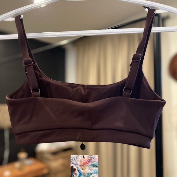 Balance Athletica Ignite Bra A-C cup - Picture 2 of 3